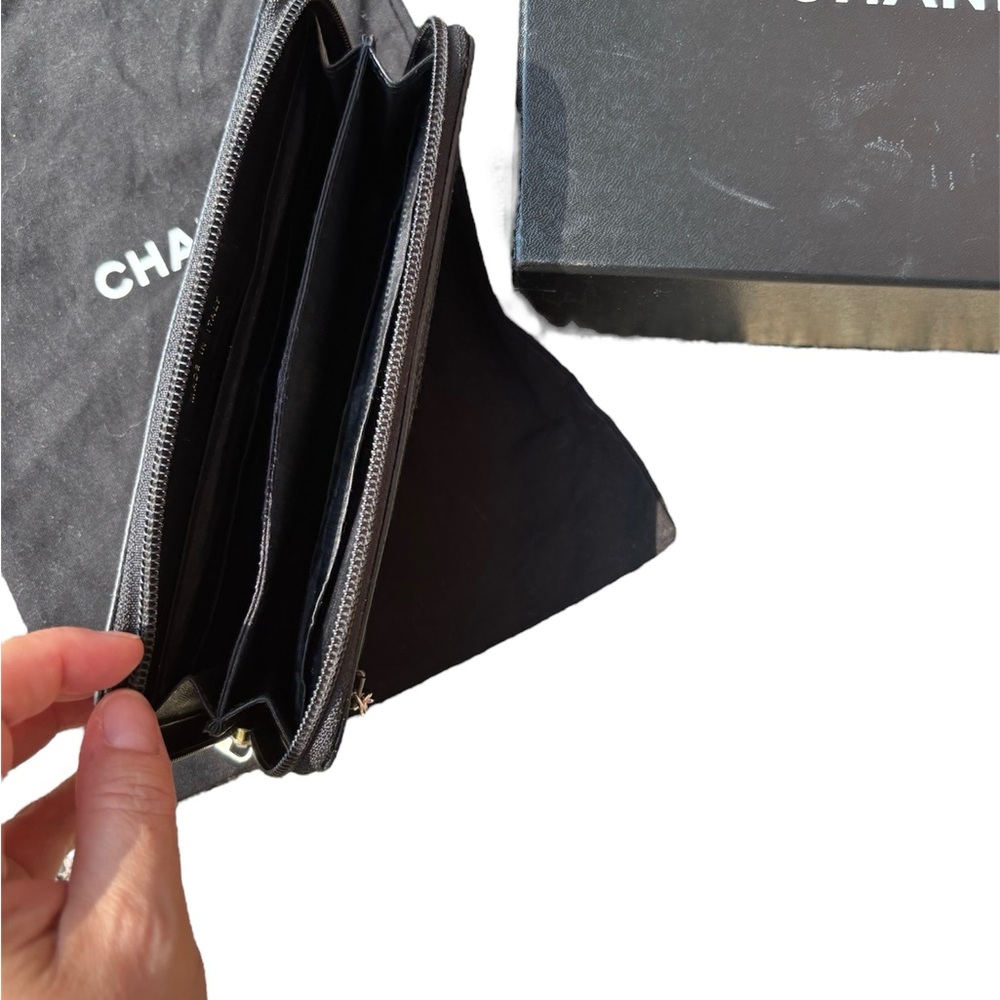 CHANEL Black wallet caviar Leather Zip around Wallet with dust bag - Picture 13 of 16